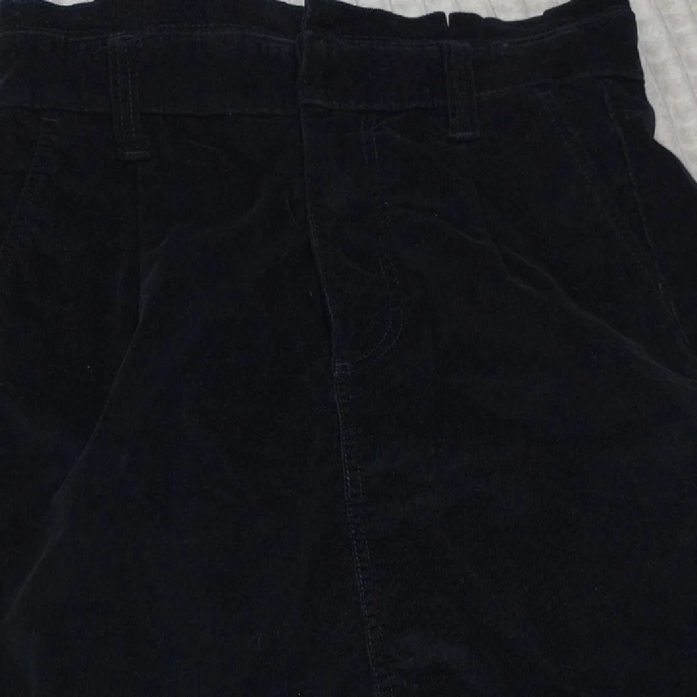 Black Express Elegant High Rise Mini Skirt Size 4 Fall Date Night Concert Sexy